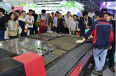 高清欧美性猛交xxxx黑人猛交